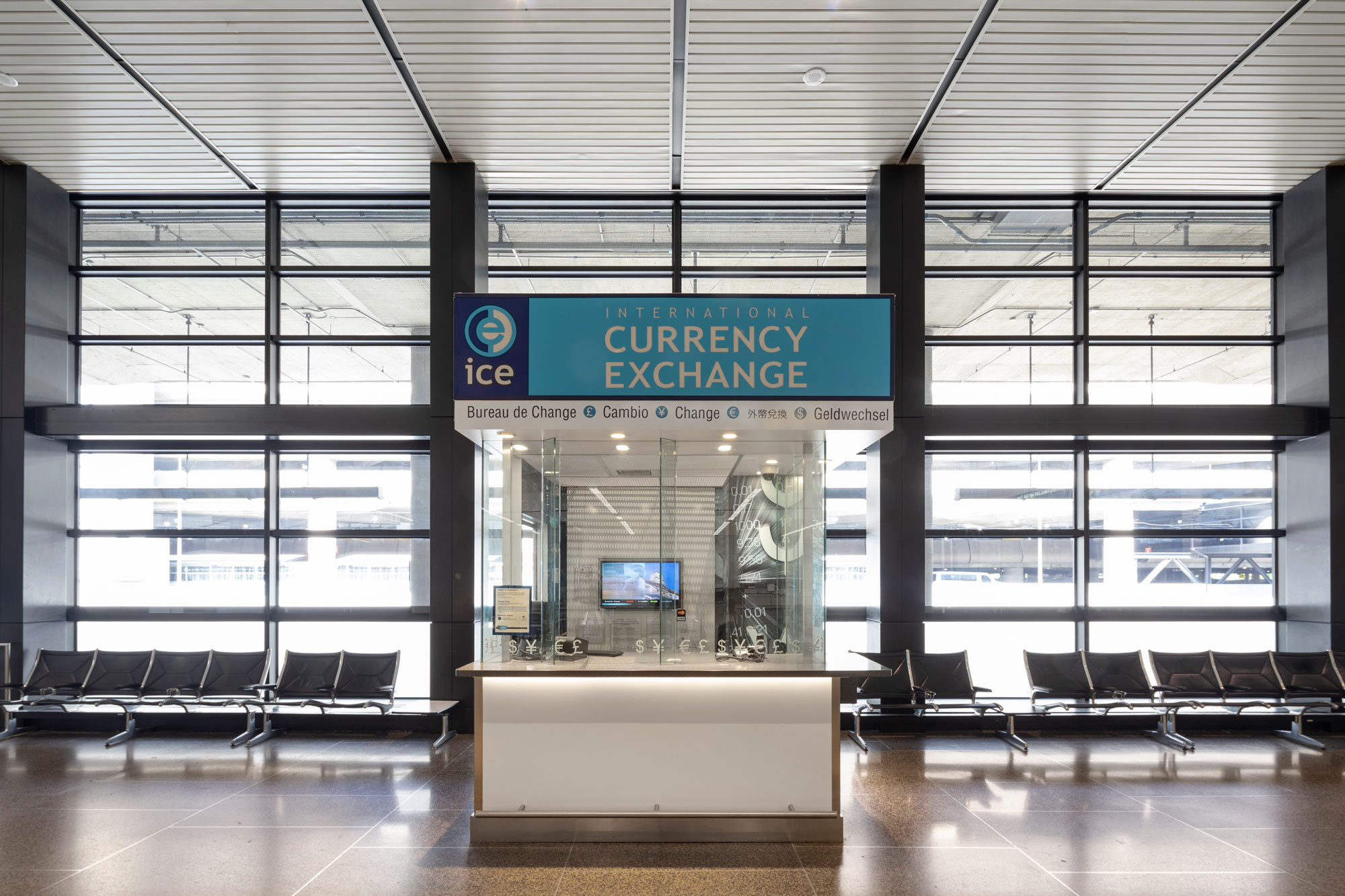 SEA International Currency Exchange Pre-Security Baggage Claim