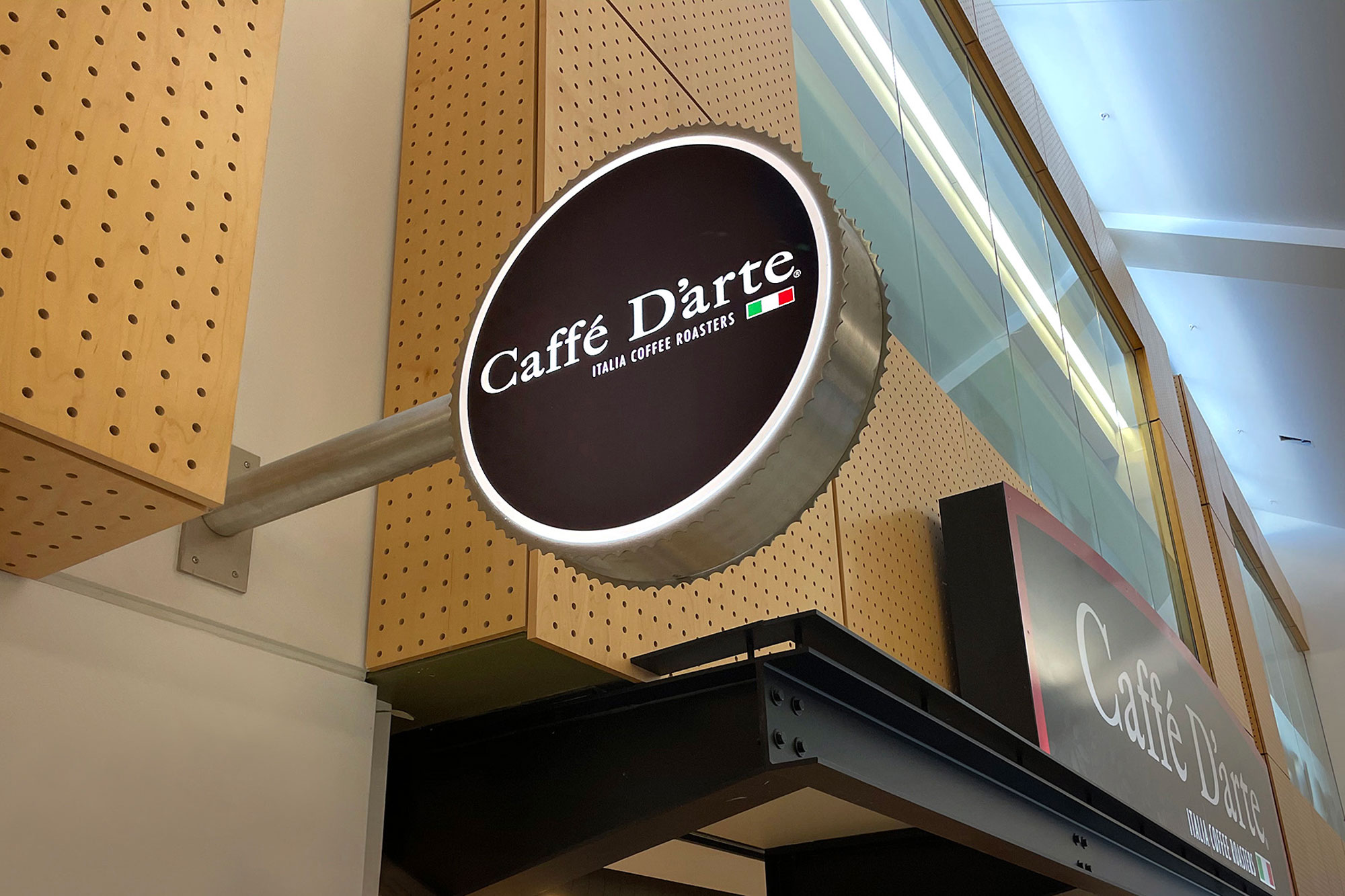 SEA Caffe D'arte (A Gates) Blade Sign