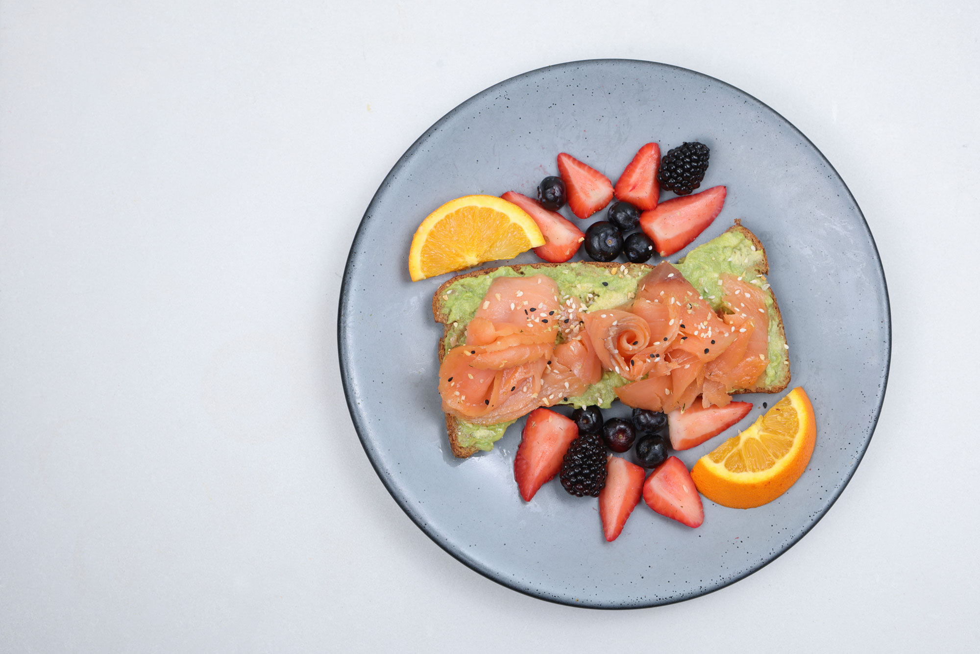 SEA Airport Bad Egg Breakfast Bar avocado & salmon toast with fruit