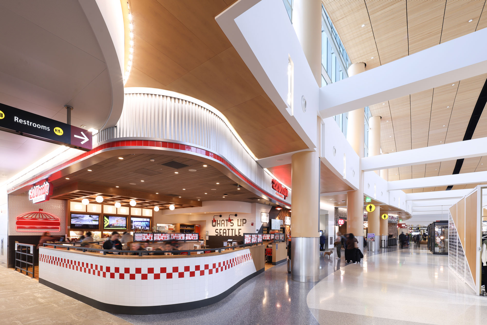 Lil Woody's Exterior with view of North Concourse near Show Pony