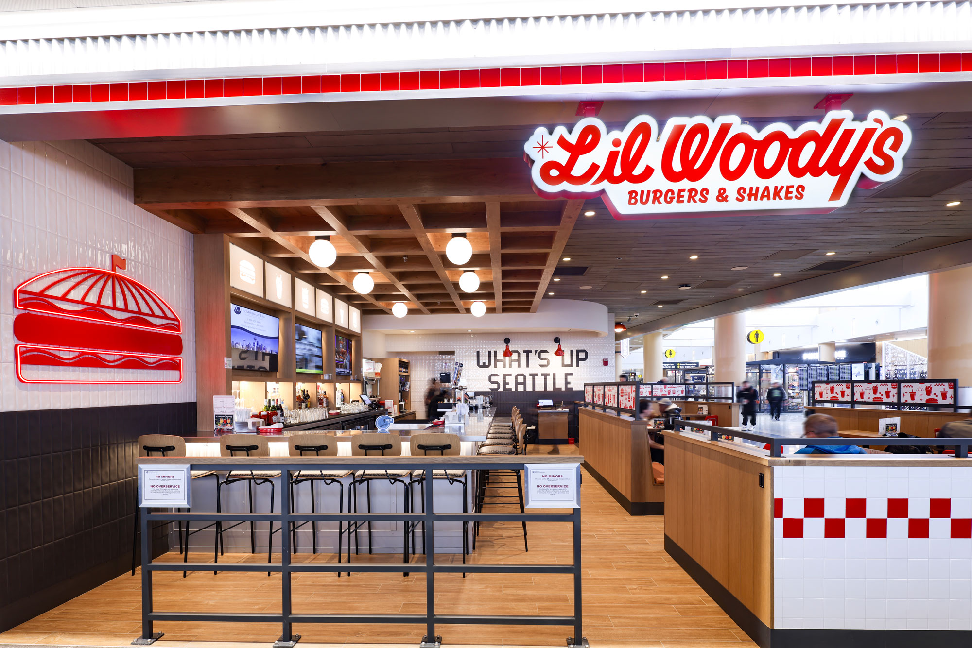 Lil Woody's Entrance to dining area