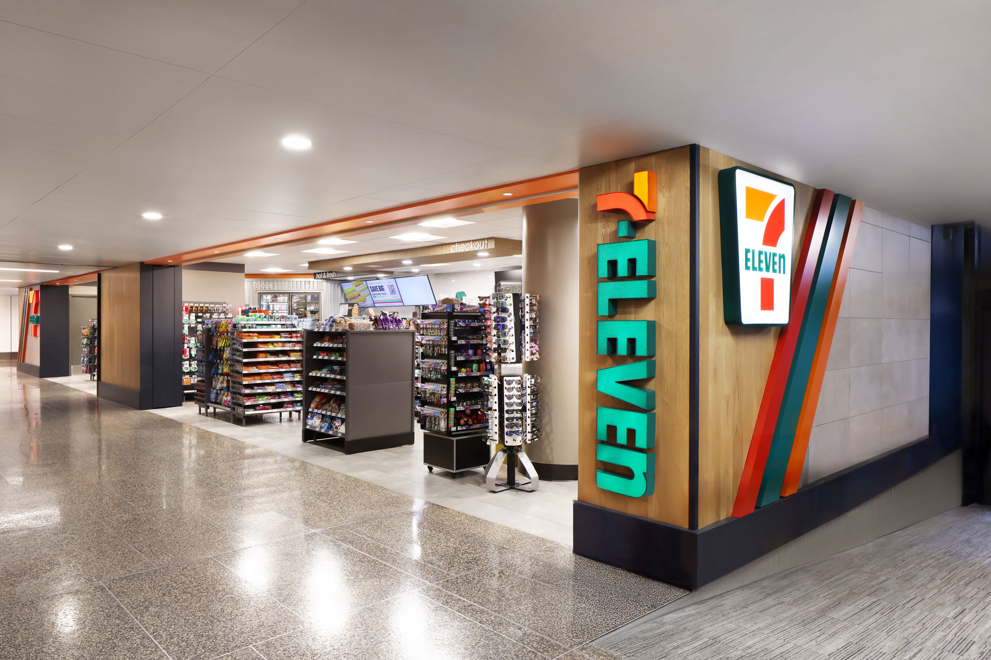 7-Eleven Exterior in Baggage Claim
