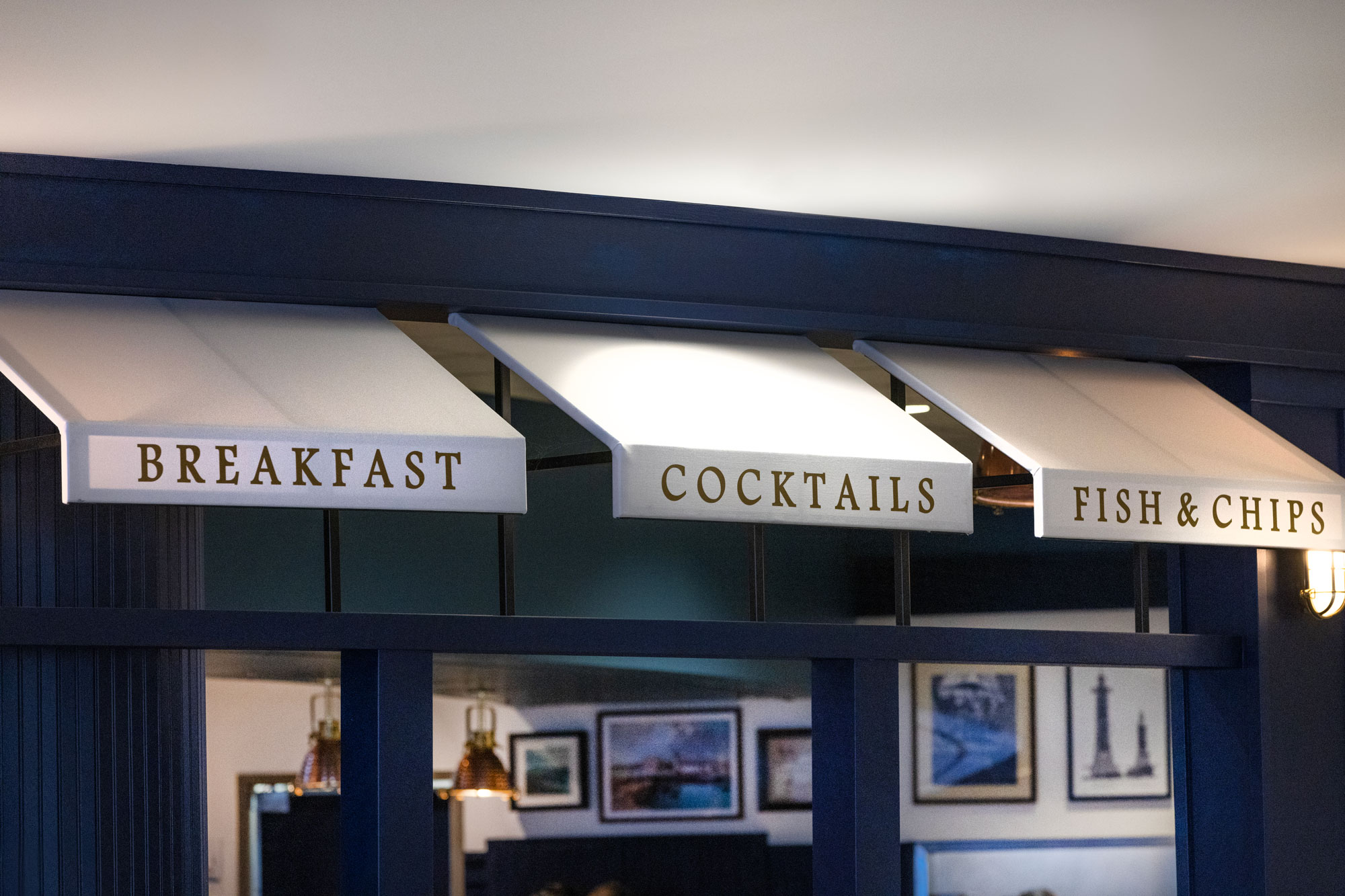 Smith Cove breakfast, cocktails and fish & chips awnings